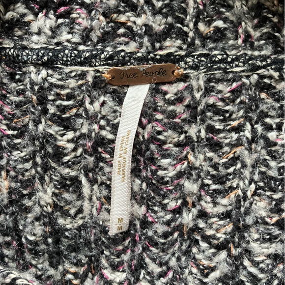 Free People Asymmetrical Moto Zip Knit Sweater Jacket size Medium - Picture 9 of 10